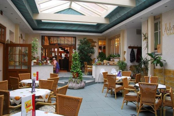 TW.RU_192.00_Cafe.Aquila (2).jpg