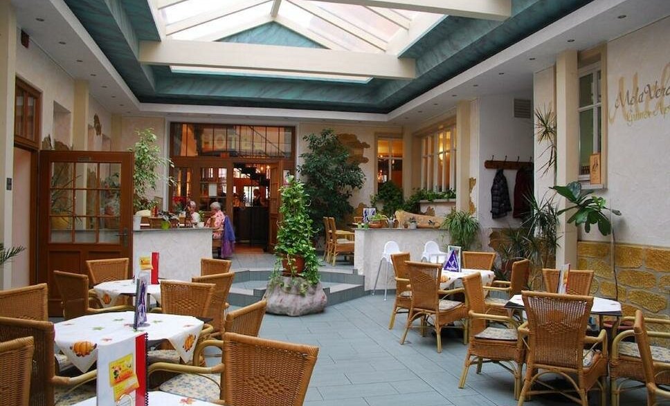 TW.RU_192.00_Cafe.Aquila (2).jpg